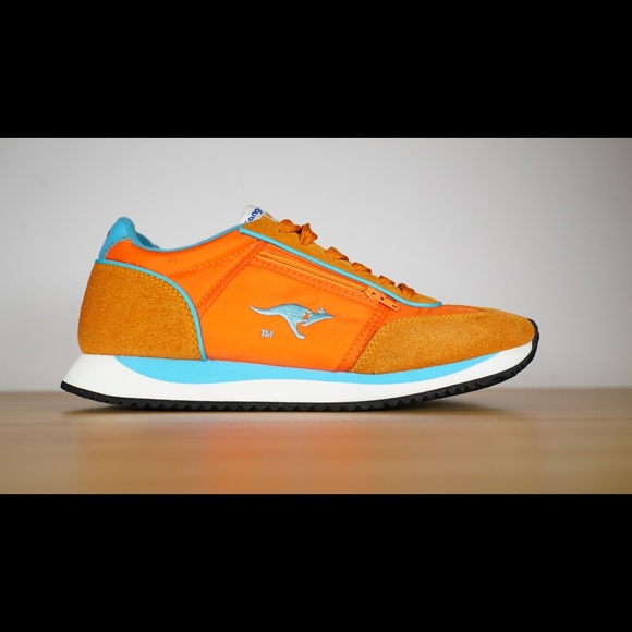 kangaroo sneakers womens